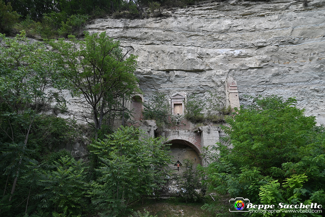 VBS_5344 - Santuario Madonna della Rocca - Dogliani.jpg